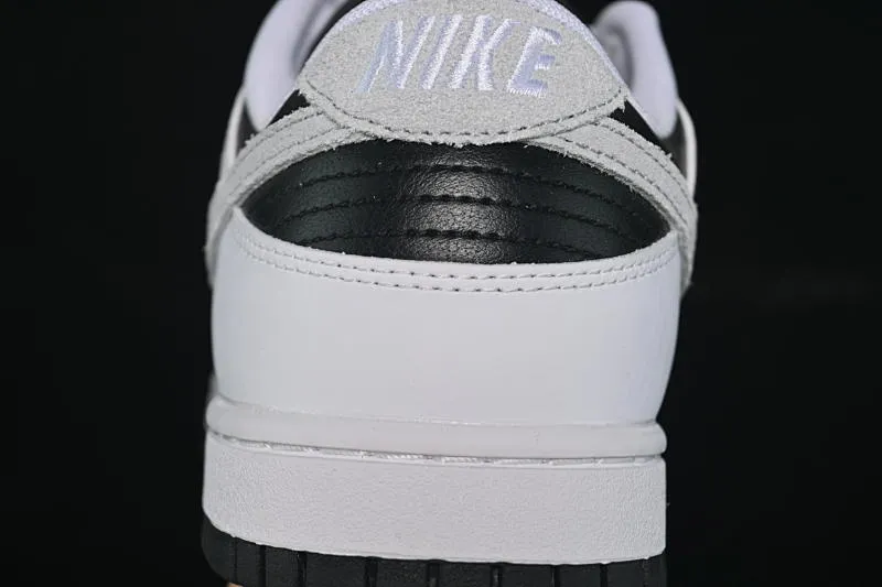 All Categories Nk SB Dunk Series Nk SB Dunk Low Low-top sneakers Nike SB Dunk Low White, black and gray color Low-top casual sneakers IB4620-141